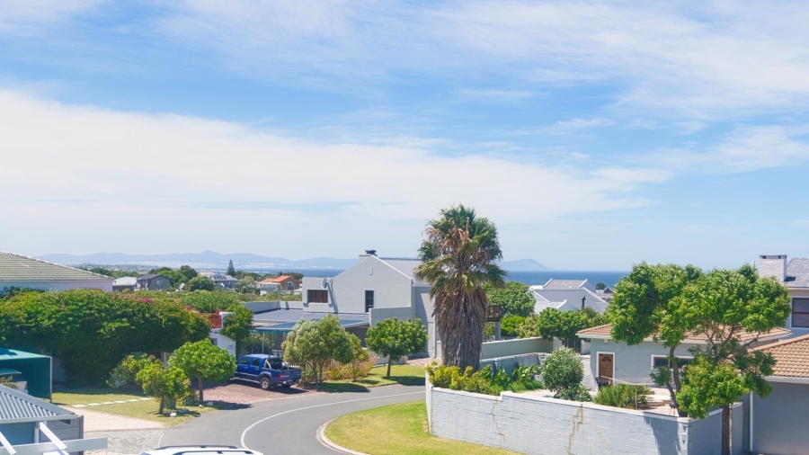 5 Bedroom Property for Sale in Vermont Western Cape